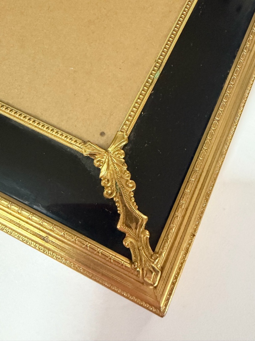 VTG Art Deco Brass Easel Black Gold Ornate Picture Frame 10x12 (8X10”) - Picture 3 of 16